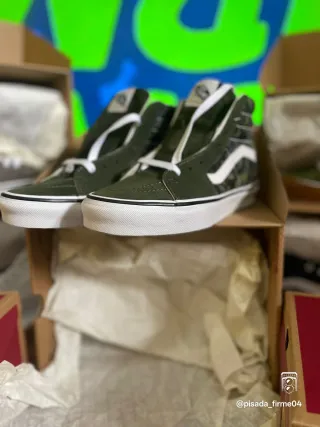 Zapatillas Vans Sk8-Hi en diferentes tallas