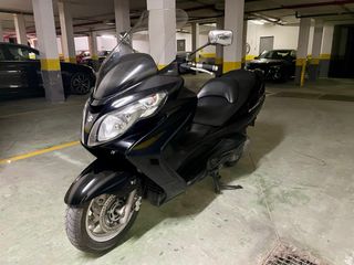 Suzuki Burgman 400 Negra