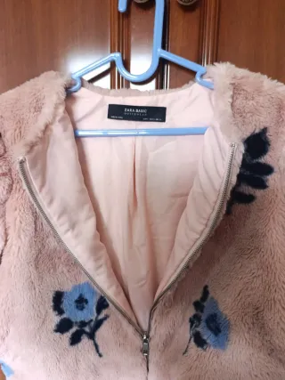 Abrigo pelito Zara Basic flores S