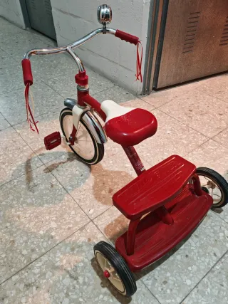 Triciclo Radio Flyer Rojo