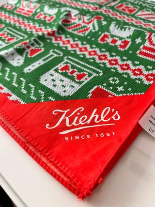 Pañuelo Kiehl's Verde y Rojo