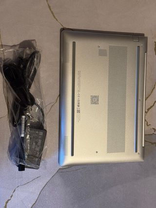 HP ProBook 4G1i 14 Argento