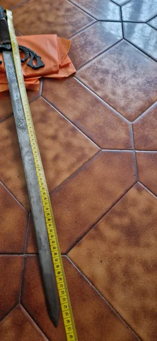 Espada ornamental. Tizona del Cid.