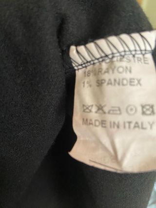 Capa paño negra. “William de Faye” T/ única