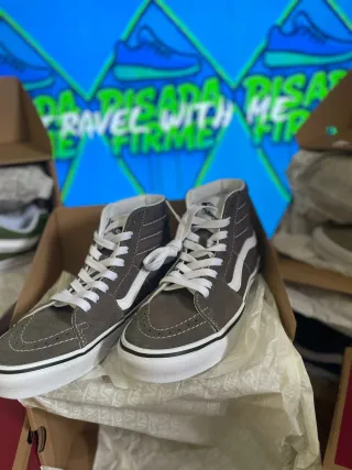 Zapatillas Vans Sk8-Hi Gris/Blanco preducto neuvo