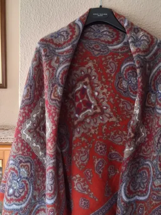 Pañuelo/Manton Traje Regional