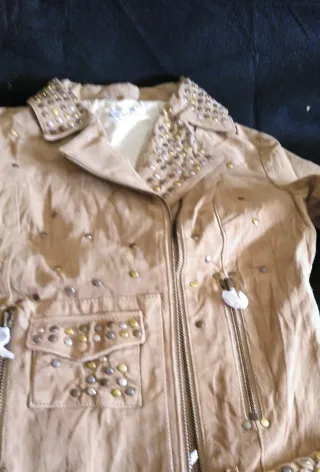 Cazadora de piel tachuelas XS