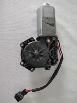 Motor elevalunas eléctrico