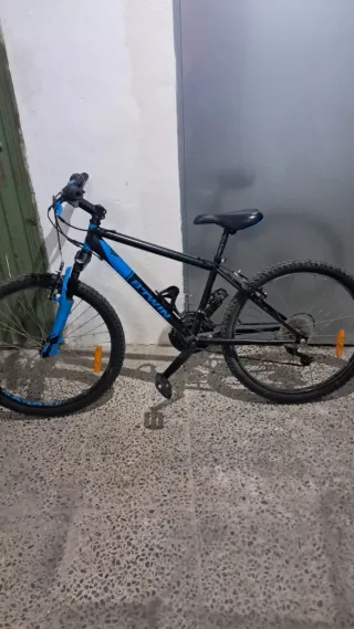 Bicicleta infantil B'TWIN azul