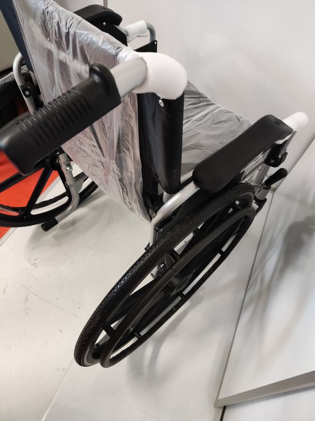 Silla de ruedas de aluminio, plegable 183-903LB-46