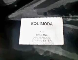 Chaqueta gris con estampado de espiga