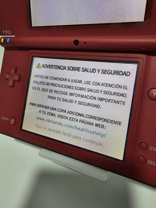 Nintendo DSi XL Edición 25 Aniversario Roja