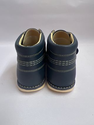 Botas piel talla 27 niña/niño