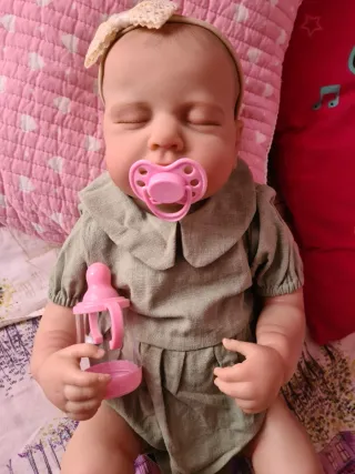 Bebé realista de cuerpo completo nuevo