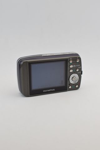 Cámara Digital Olympus mju 600 6MP