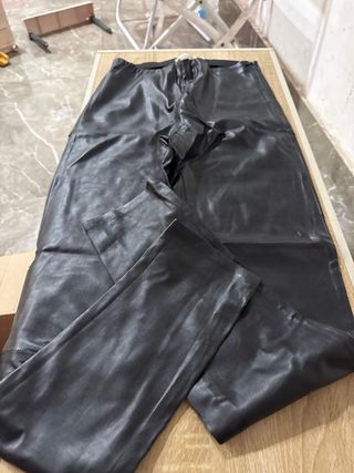 Pantalón cuero mujer talla S
