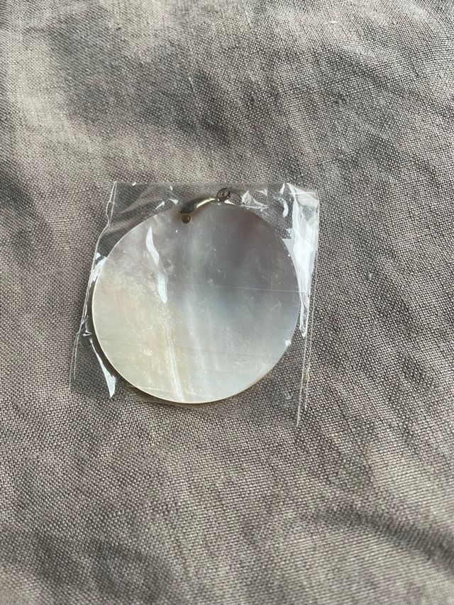 Colgante con símbolo negro Lauburu