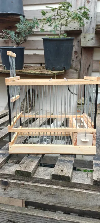 Gabbia fatta a mano per uccelli