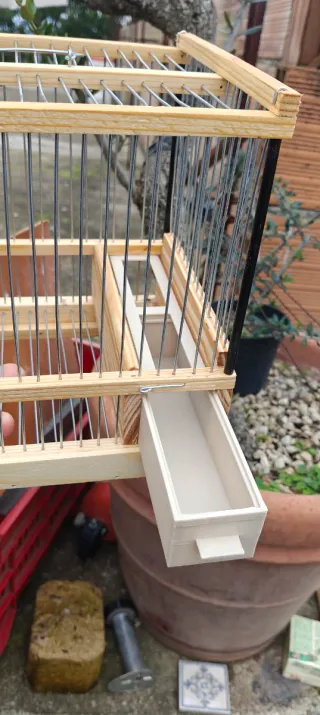 Gabbia fatta a mano per uccelli