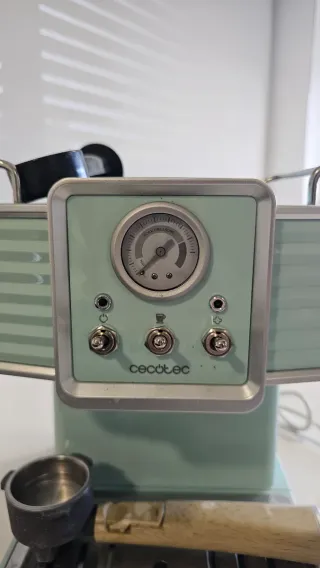 Cafetera Cecotec Vintage Mint