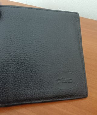 Cartera de bolsillo negra