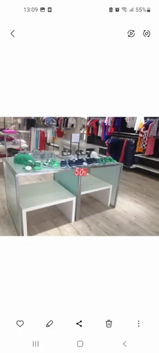 Mesas expositoras circulares, cuadradas y rectangu