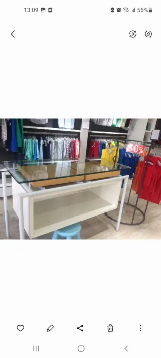 Mesas expositoras circulares, cuadradas y rectangu