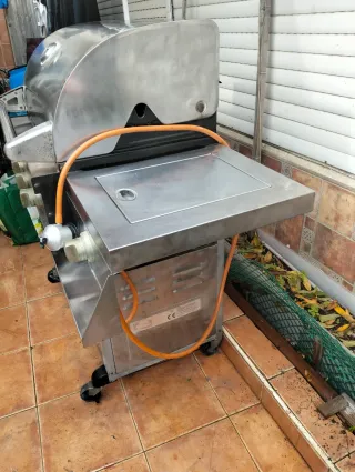 Barbacoa de gas 4 quemadores