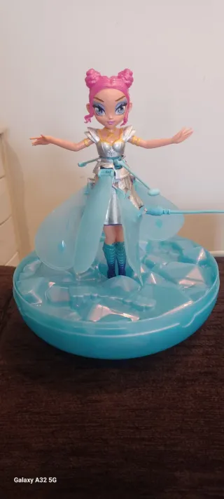 Muñeca Cristal flyers . Nueva