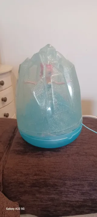 Muñeca Cristal flyers . Nueva