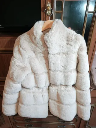 Abrigo pelo beige talla L ¡SOLO EN EFECTIVO!