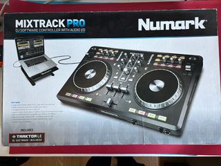 Numark Mixtrack Pro - Controladora DJ