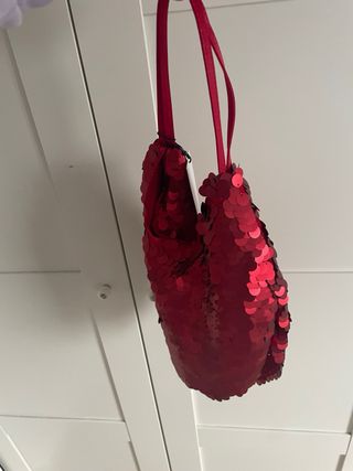 Bolso lentejuelas Zara rojo