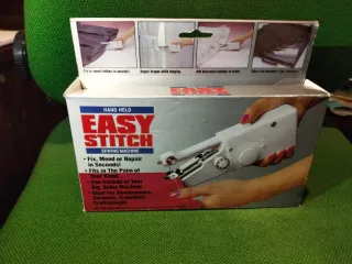 Mini máquina de coser manual