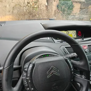 Citroen Grand C4 Picasso 2011