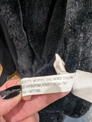 Cappotto da donna con pelo nero