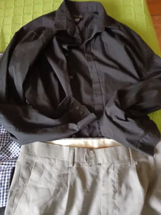 Lote Ropa Hombre: Camisa, Pantalón Negro y Gris
