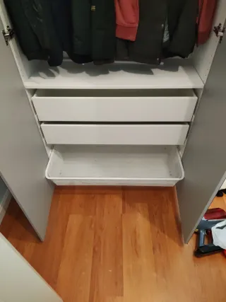 Armario Ikea puertas espejo