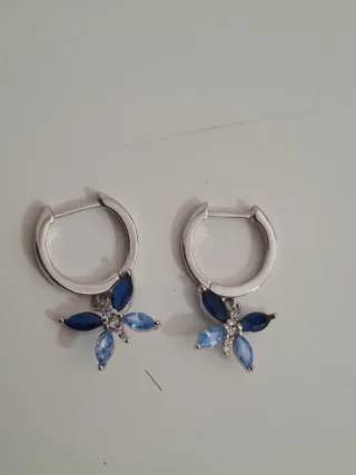 Pendientes mariposa azul plata