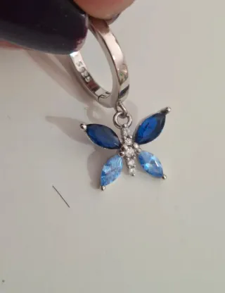 Pendientes mariposa azul plata