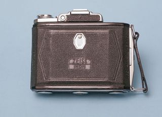 Cámara fuelle Zeiss Ikon Super Ikonta 531 NOVAR