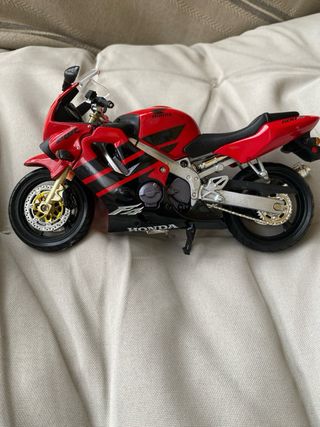 Lote 21 Motos de Colección a escala.