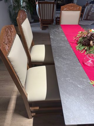 6 Sillas de Roble y Piel Beige