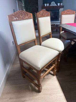 6 Sillas de Roble y Piel Beige