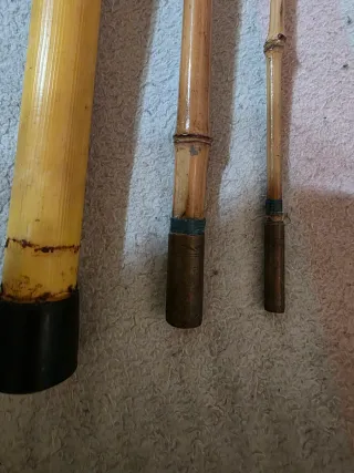 Caña de pescar artesanal de bambú