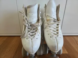 Pattini artistici Edea Esorcio