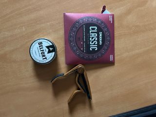 Guitarra Clásica Negra + Accesorios