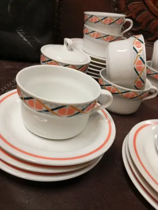 Servizio da tè in porcellana