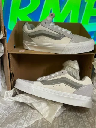 Zapatillas Vans Beige y Gris