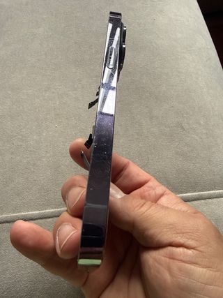 Chasis iPhone 14 Pro Lila